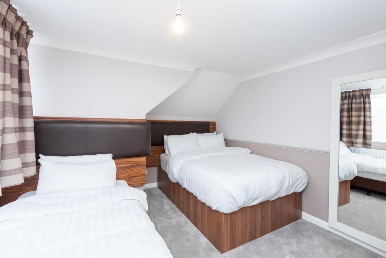 Uno Hotel Heathrow Windsor Slough Exterior foto
